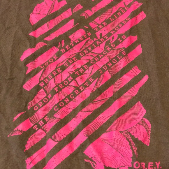 A olive green long sleeve with pink writing - Picture 2 of 3